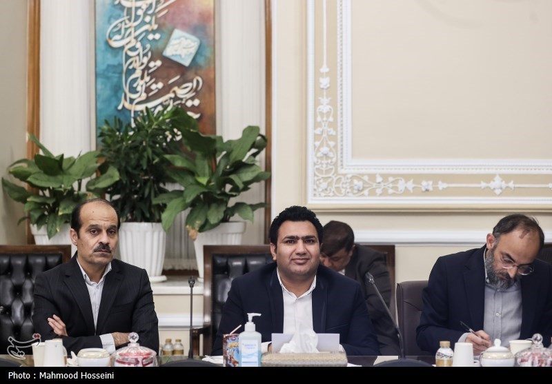 تقدیر از معلمان نمونه با حضور قالیباف