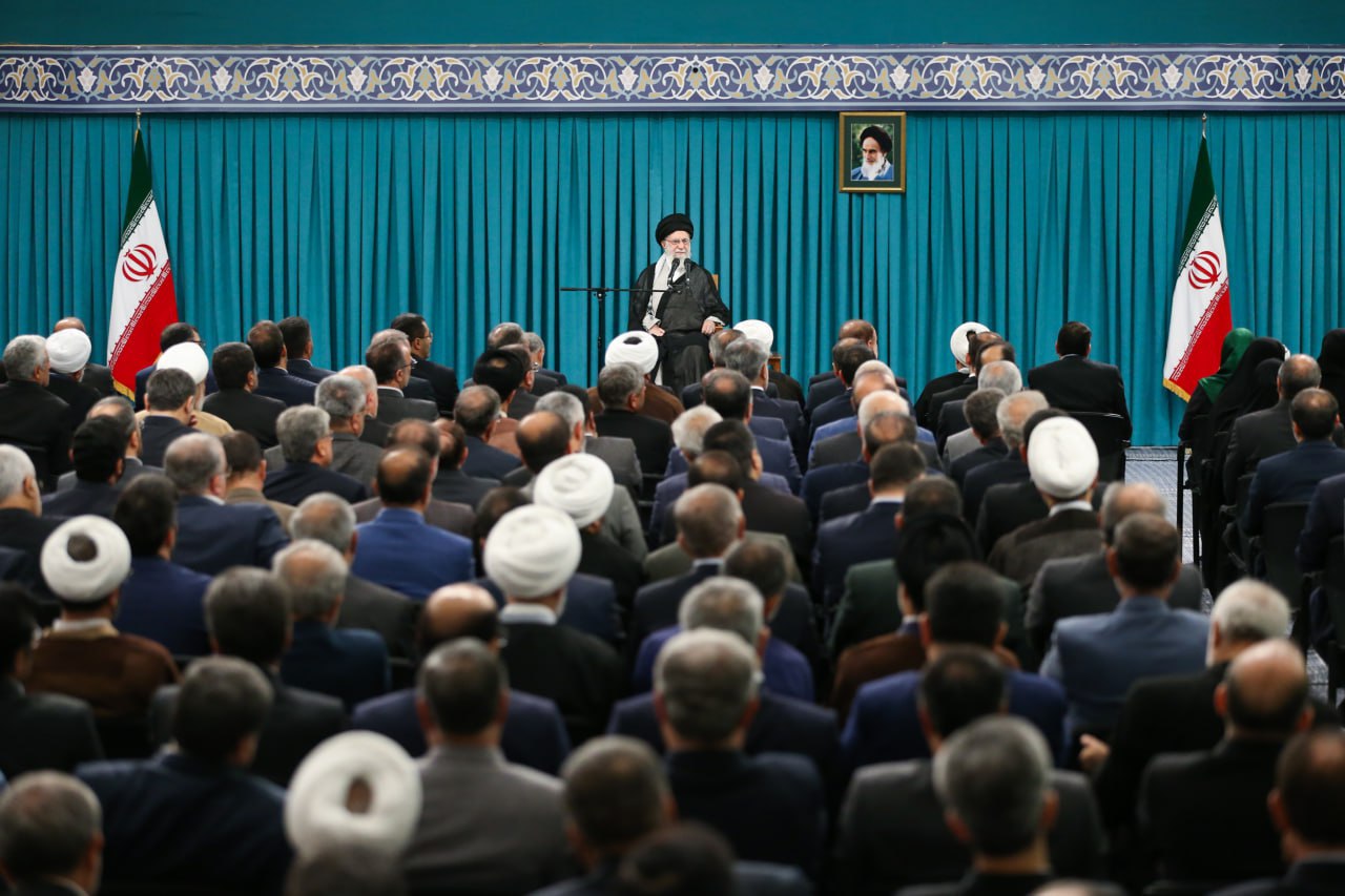 دیدار رهبر انقلاب با نمایندگان مجلس