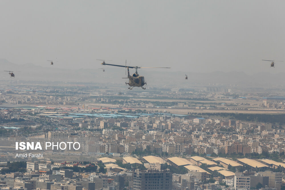 تمرین رژه بالگردی هوانیروز ارتش