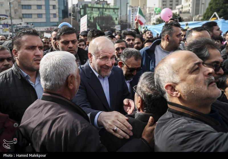 حضور رئیس مجلس در راهپیمایی ۲۲ بهمن - مشهد مقدس