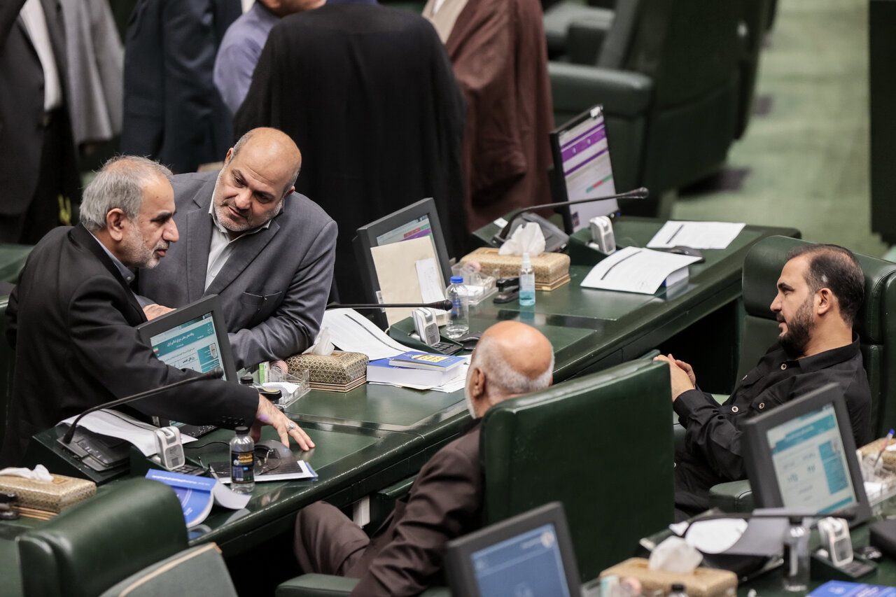 صحن علنی 25 تیرماه مجلس