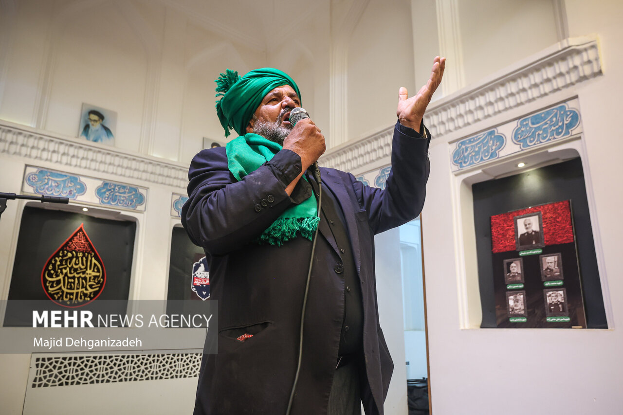 روضه‌خوانی سنتی در بیت شهید صدوقی یزد