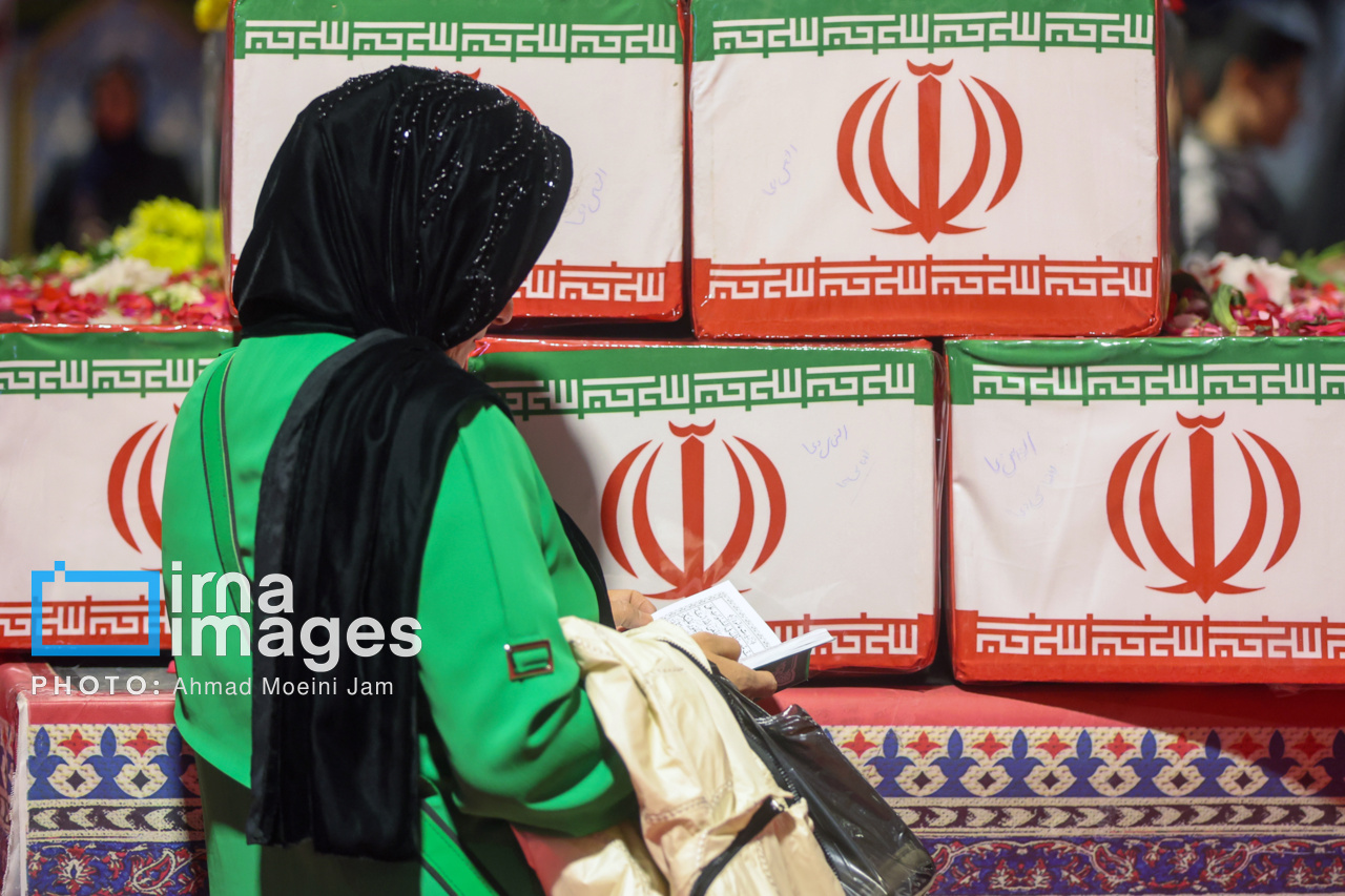 وداع با ۱۰۰ شهید گمنام