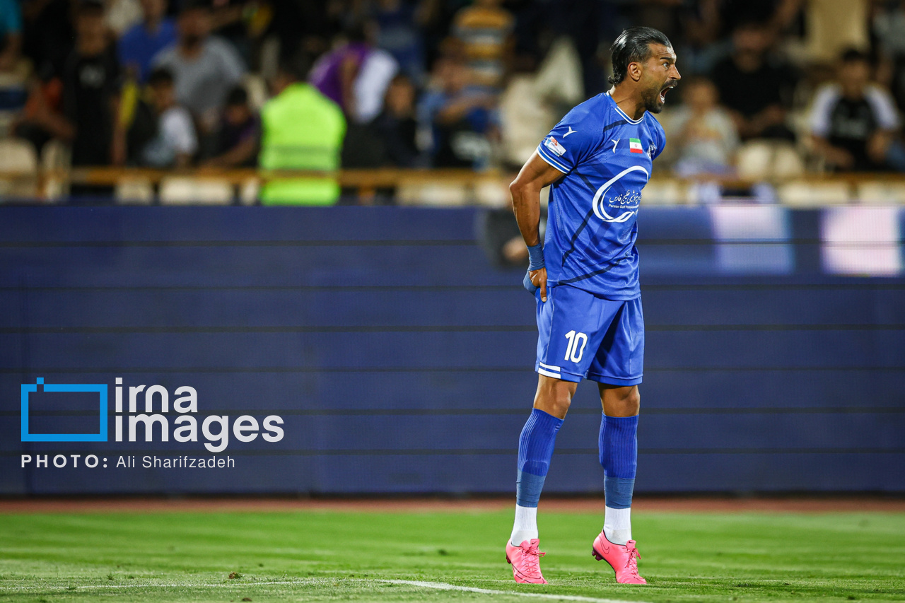 استقلال تهران و فولاد خوزستان