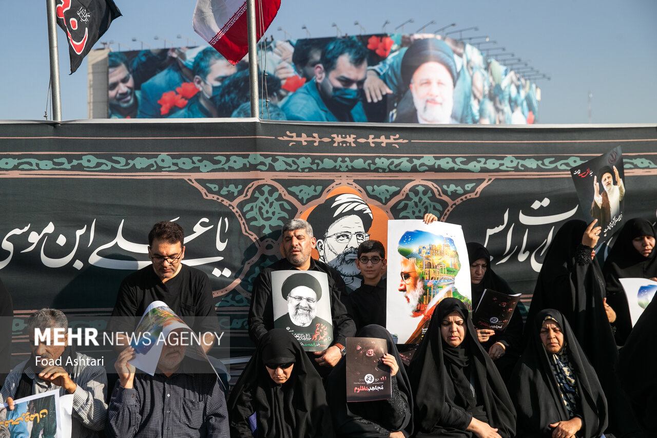 مراسم تشییع پیکر شهدای خدمت