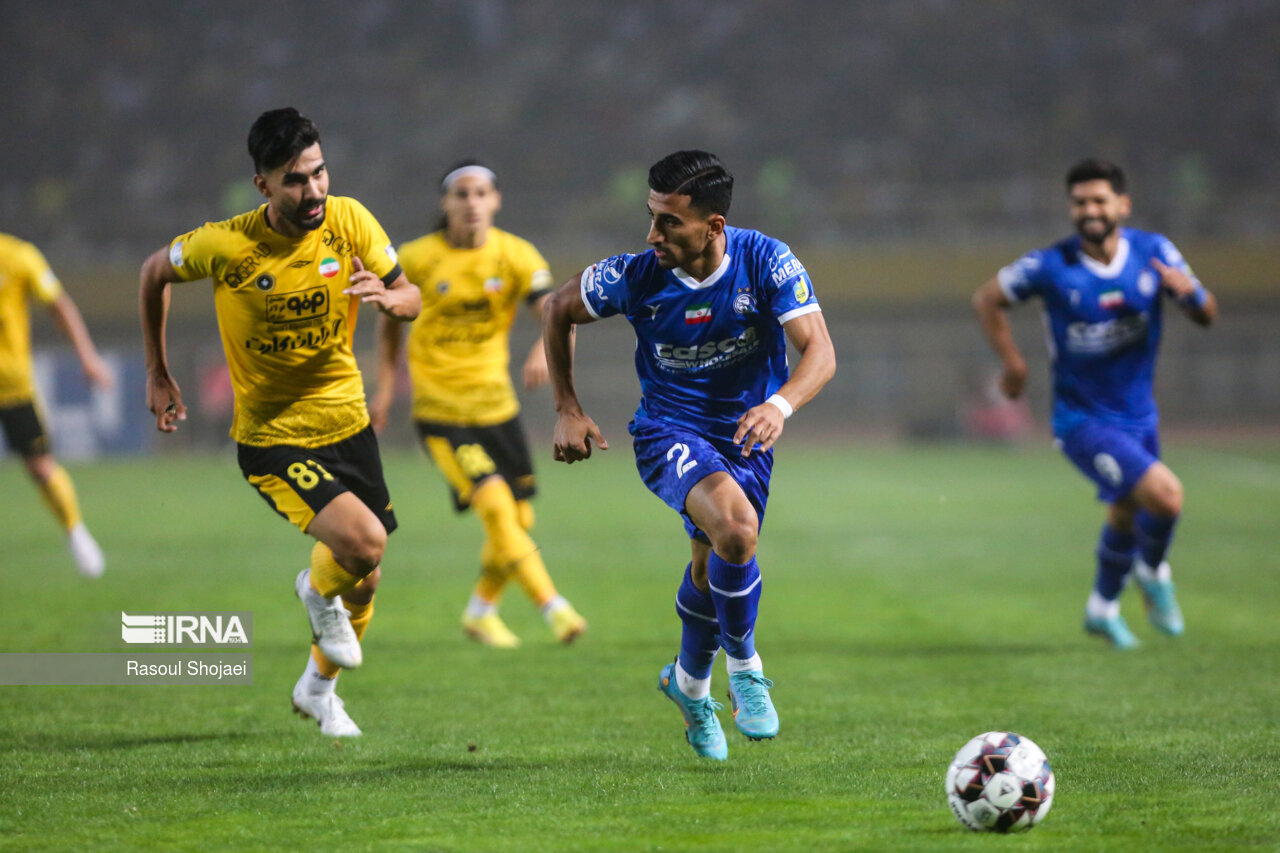 لیگ برتر فوتبال- سپاهان و استقلال