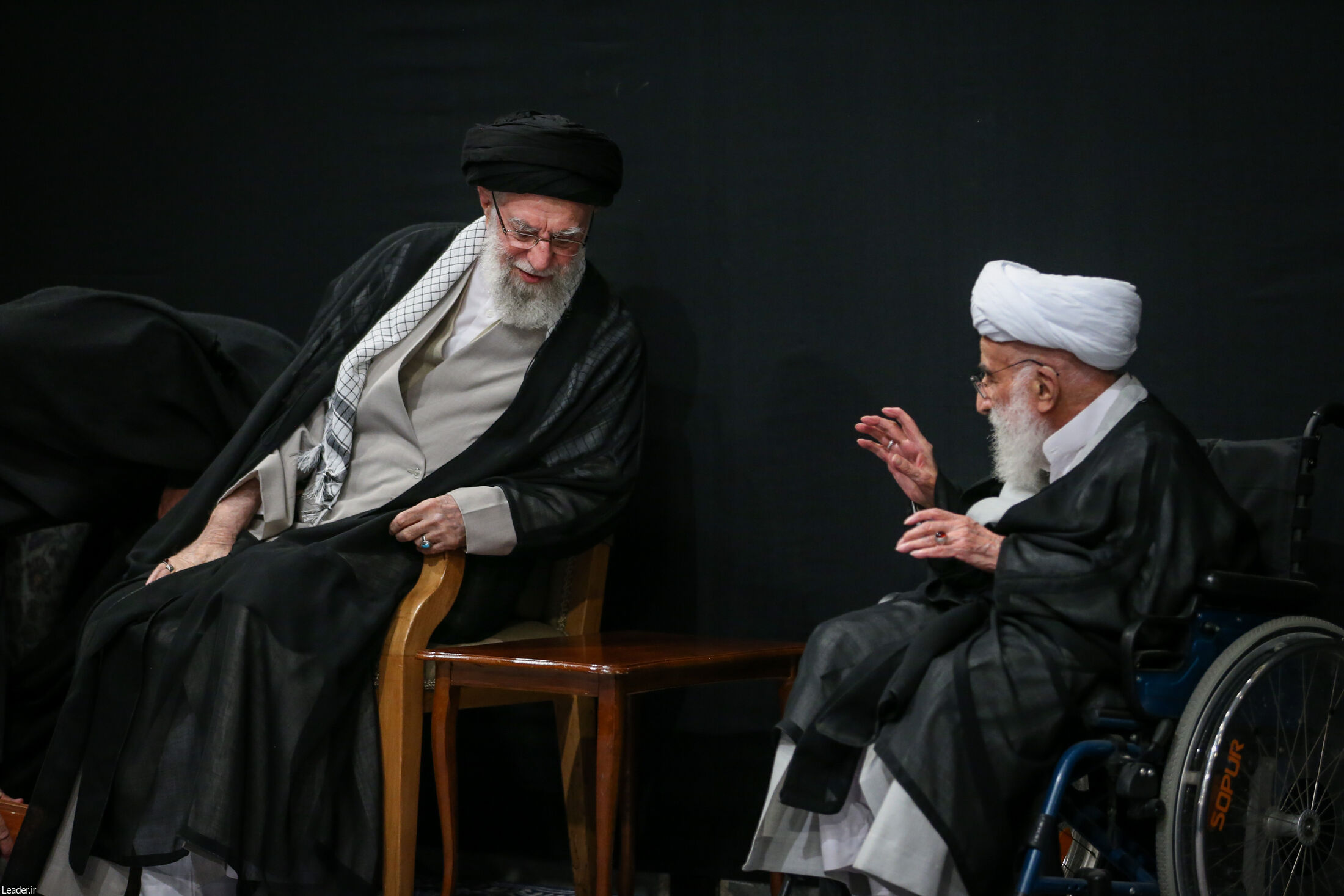 رهبر انقلاب در مراسم بزرگداشت شهدای جنگ تحمیلی