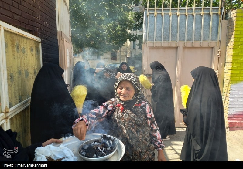 خدمت رسانی در قلب مسیر پیاده روی