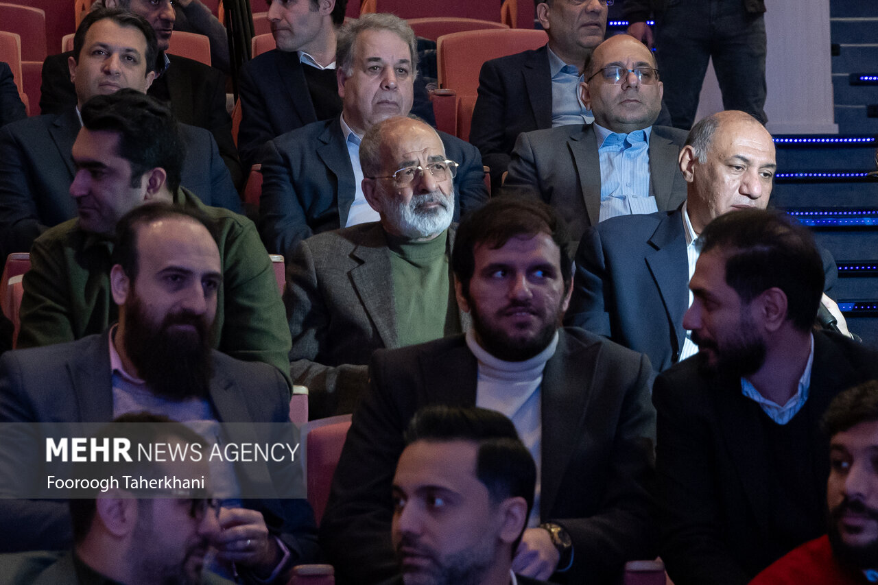 نشست رئیس جمهور با فناوران و نخبگان دانش‌بنیان