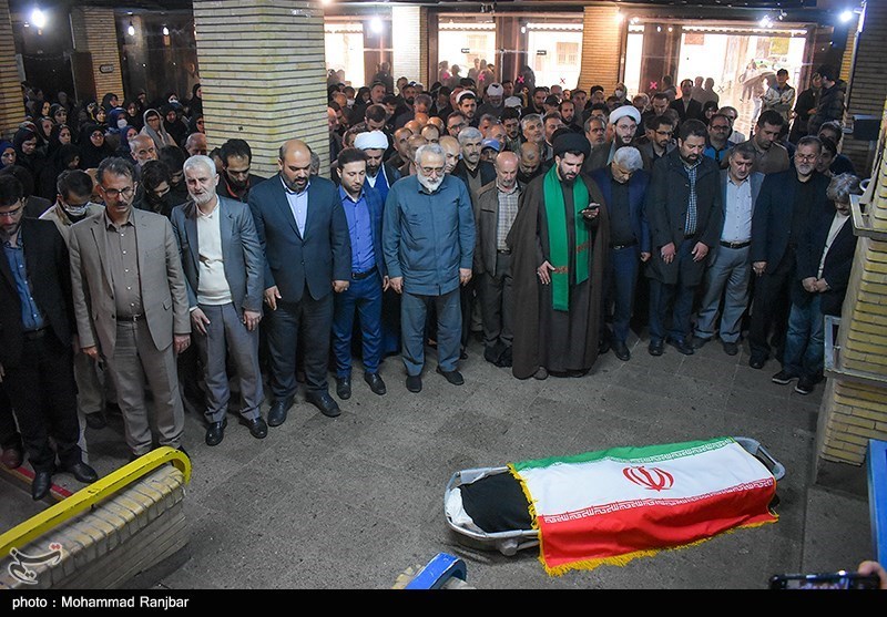  مراسم تشییع پروانه معصومی در رشت