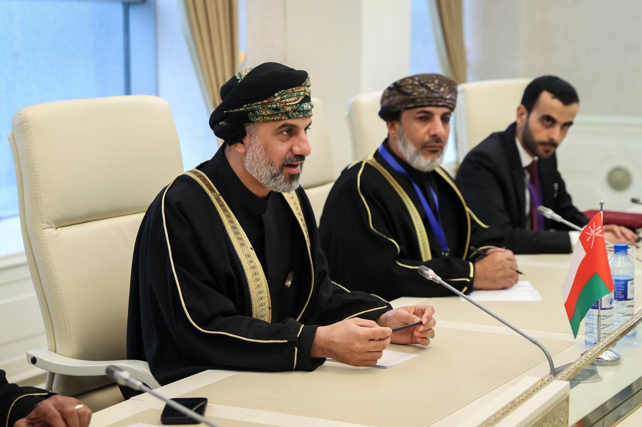 دیدار رئیس مجلس عمان با قالیباف در باکو - آذربایجان