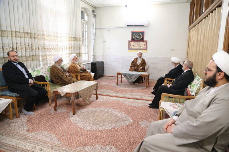 رییس دفتر مقام معظم رهبری با آیت الله مکارم شیرازی