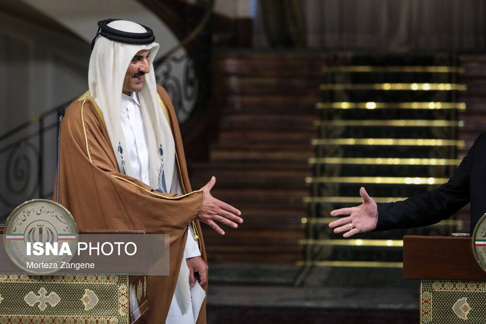 استقبال رسمی از امیر قطر