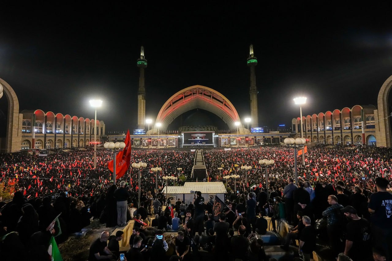 مراسم وداع با پیکر مطهر امام مجاهد شهید