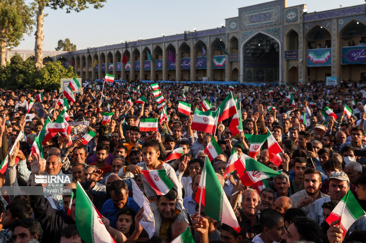 سخنرانی رئیس جمهور در جمع مردم شیراز