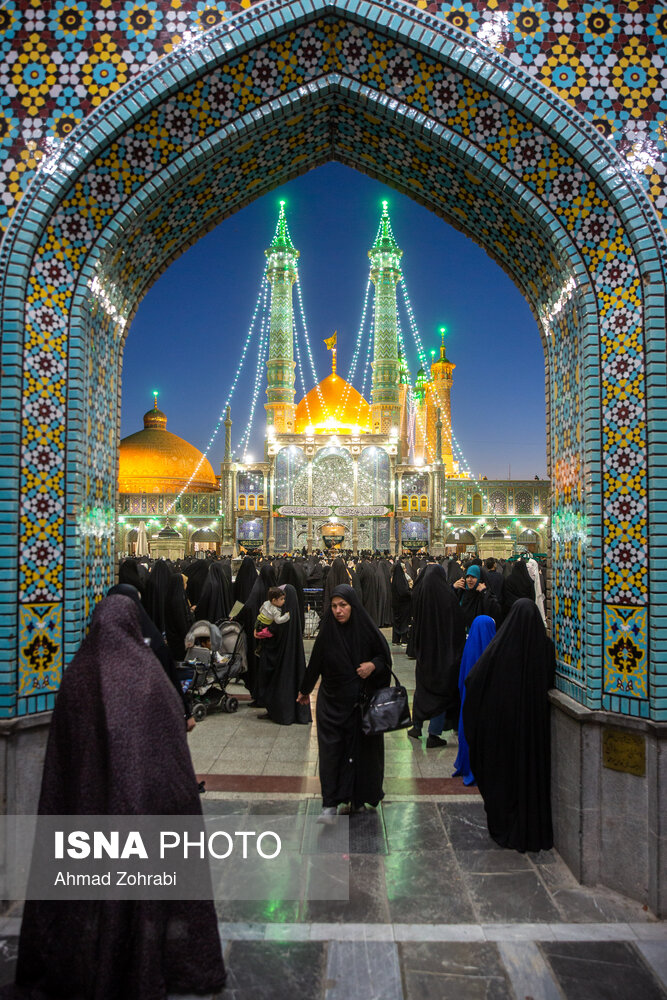 شب میلاد امام رضا(ع) در حرم حضرت فاطمه معصومه(س)