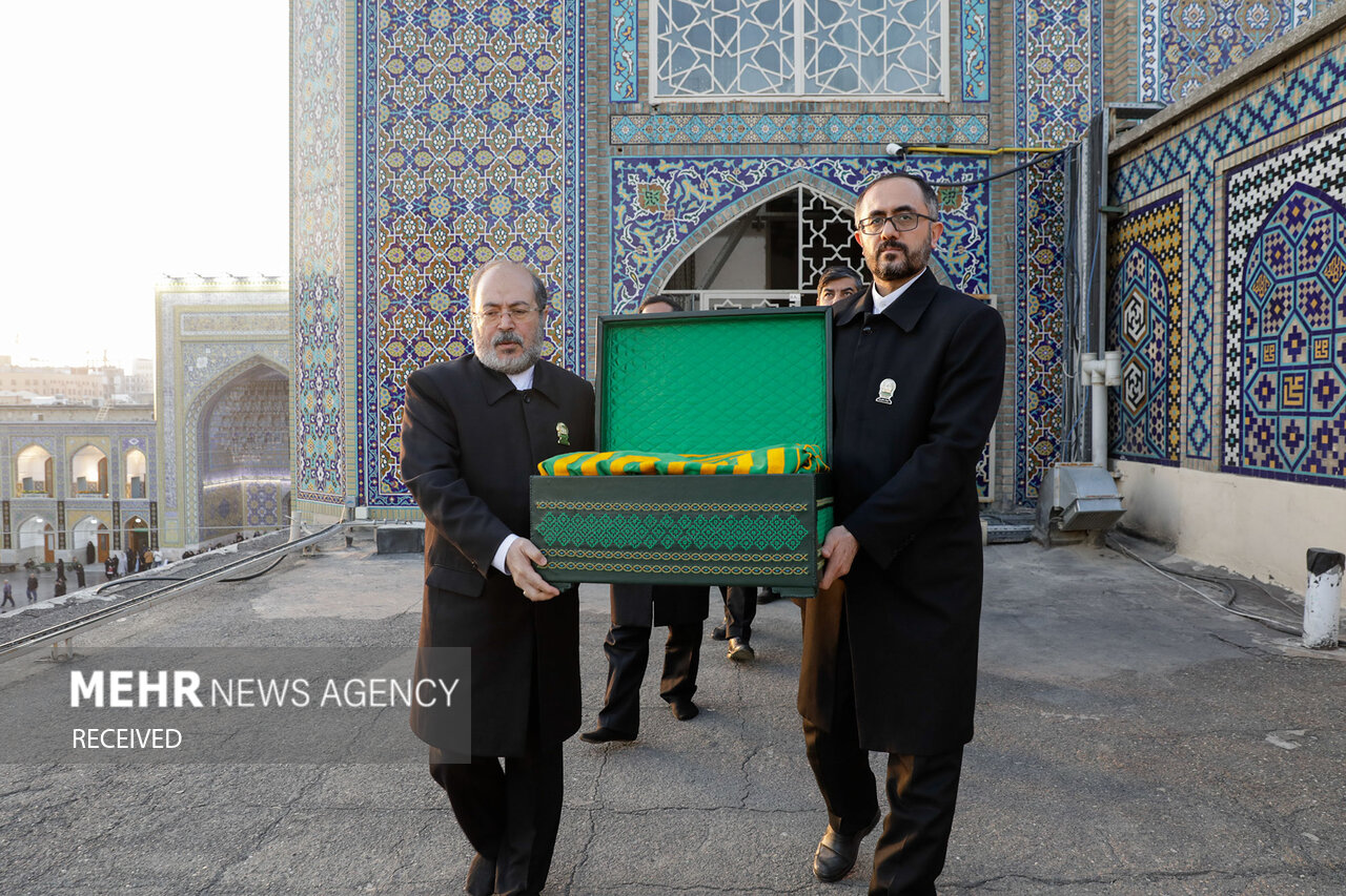 اهتزاز پرچم سبز رضوی 