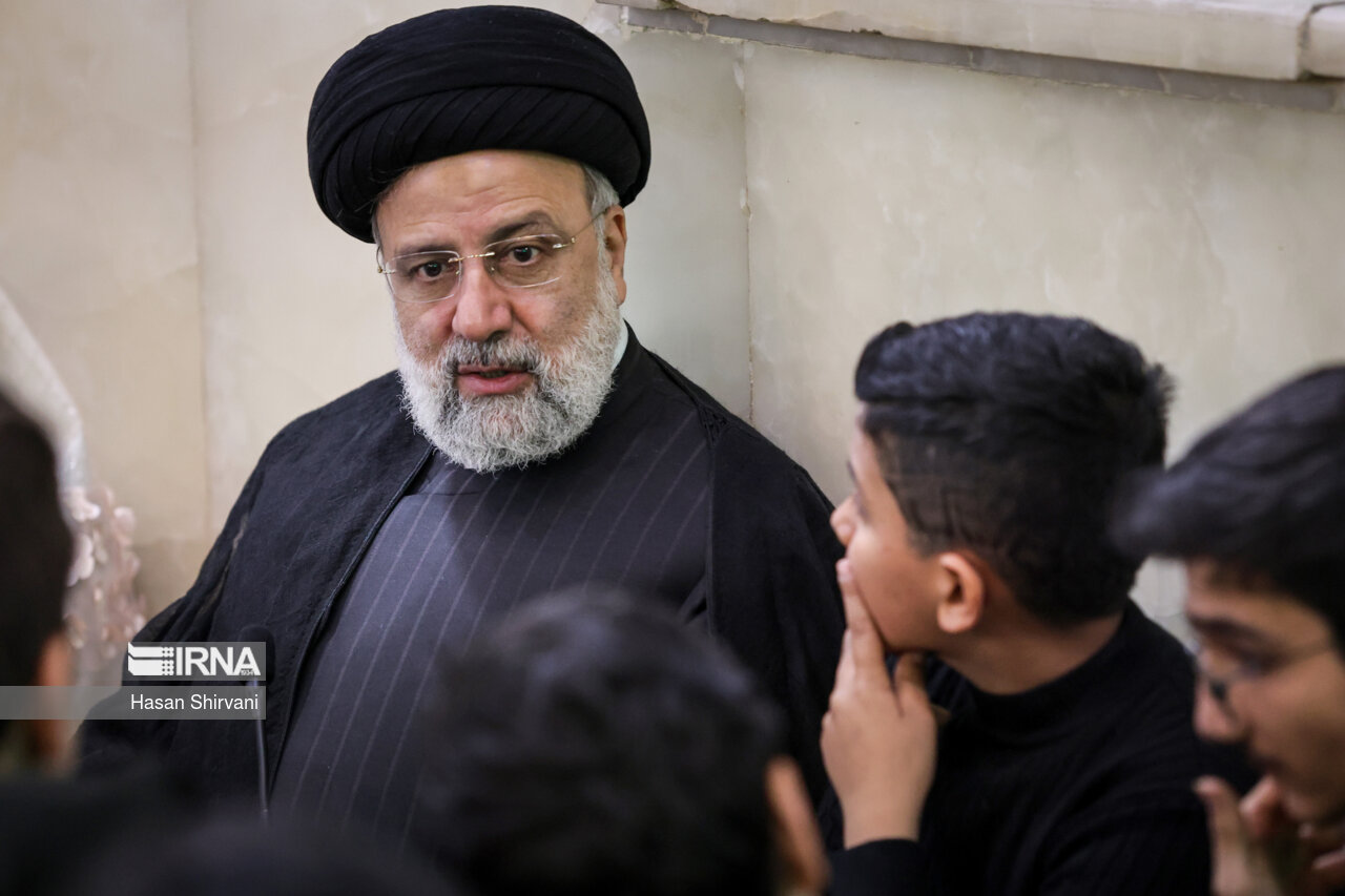 افطار رئیس جمهور در جمع ایتام