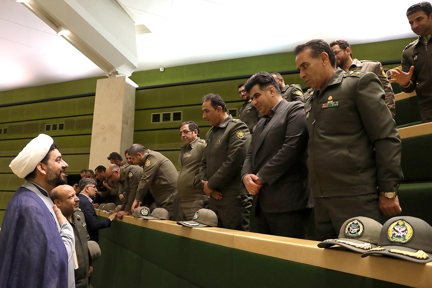 مهمانان ویژه امروز صحن علنی مجلس ۲۹ فروردین