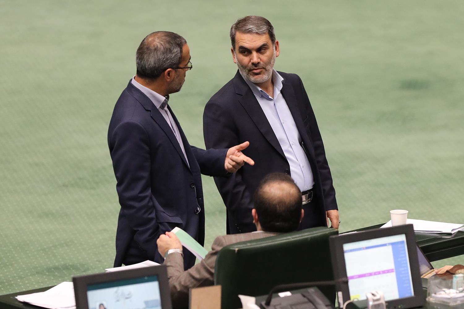 بیست و هشتمین نشست بررسی برنامه هفتم توسعه در صحن علنی مجلس