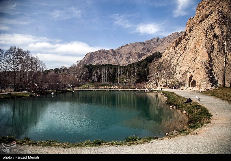 طاق بستان