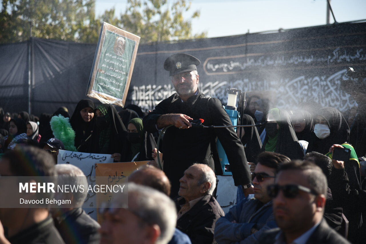  مراسم تشییع و خاکسپاری شهید گمنام