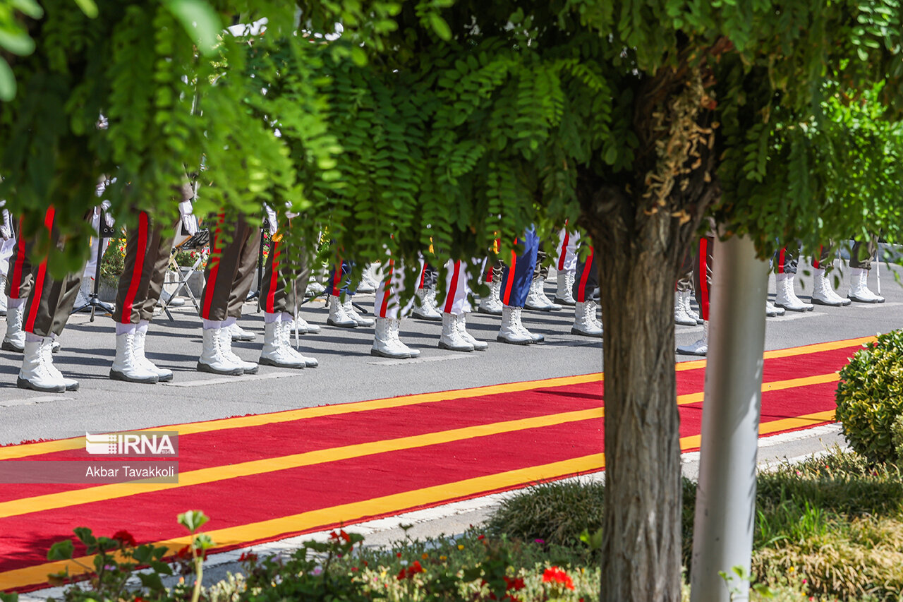 دیدار وزرای دفاع بولیوی و ایران