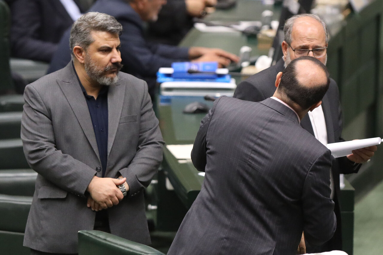 نشست علنی مجلس ۱۸ شهریورماه ۱۴۰۴