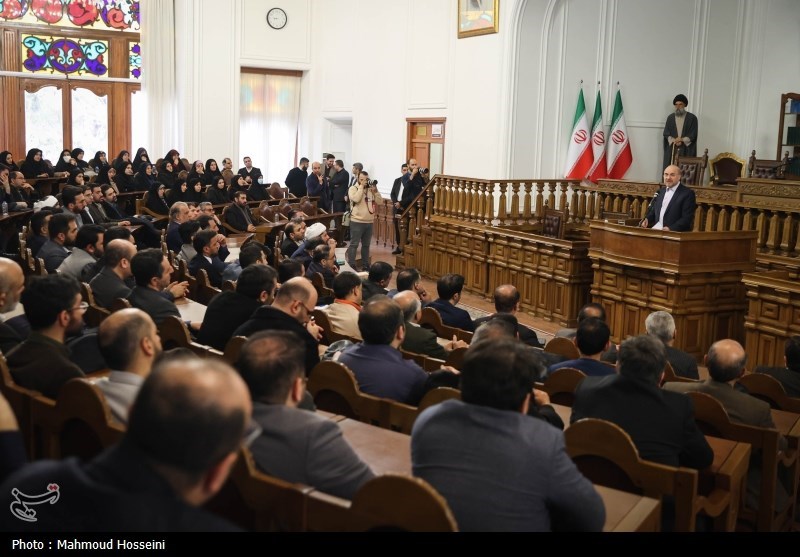 آیین تقدیر از پژوهشگران برتر مرکز پژوهش‌های مجلس با حضور قالیباف