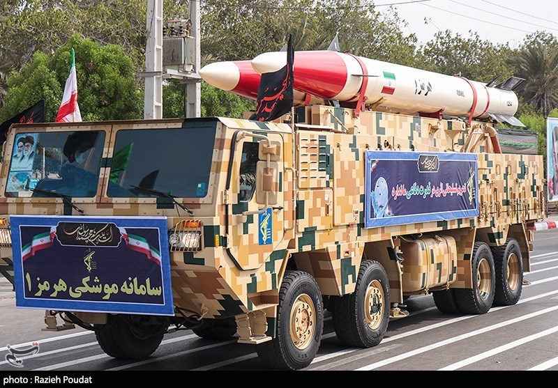 قالیباف در  مراسم رژه نیروهای مسلح در بندرعباس