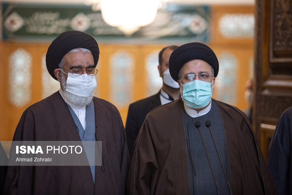 استقبال از رییس جمهور در سفر استانی به قم