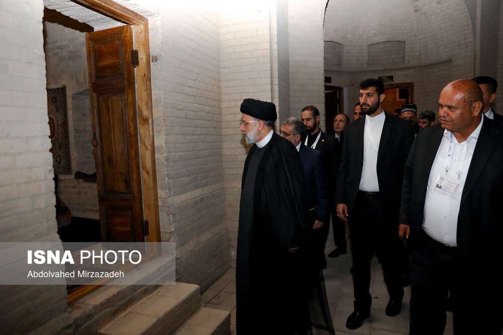 حضور رییسی در مسجد «پنجاب» سمرقند