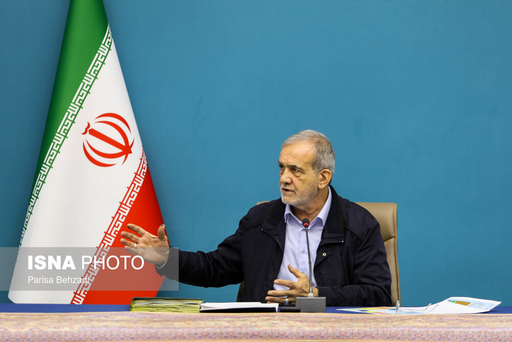 جلسه شورای عالی انقلاب فرهنگی