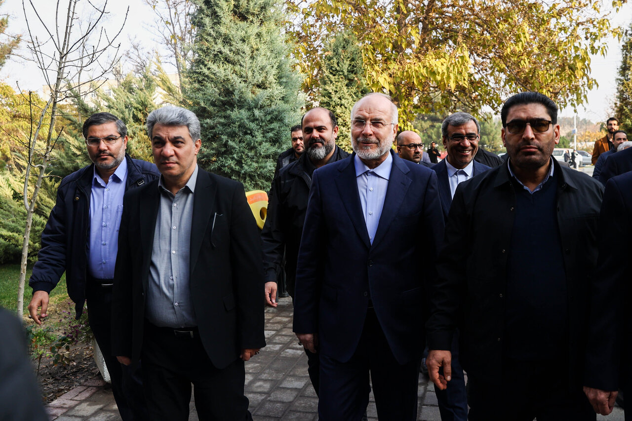 مراسم بزرگداشت روز دانشجو  با حضور قالیباف