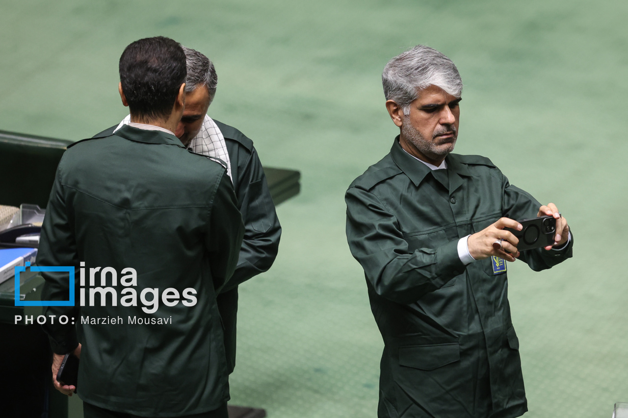 مراسم سالروز ورود امام خمینی(ره) به کشور