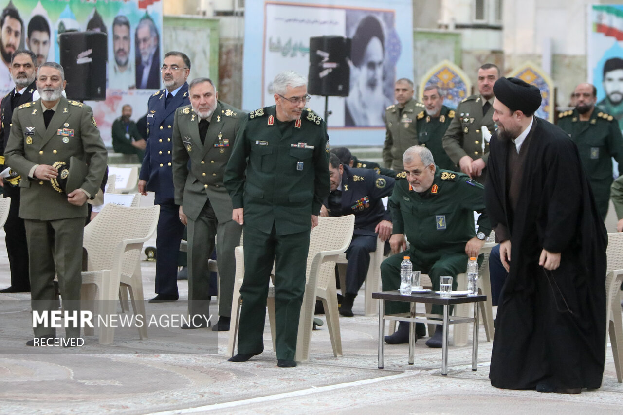 تجدید میثاق فرماندهان ارشد نیروهای مسلح با آرمان‌های امام (ره)