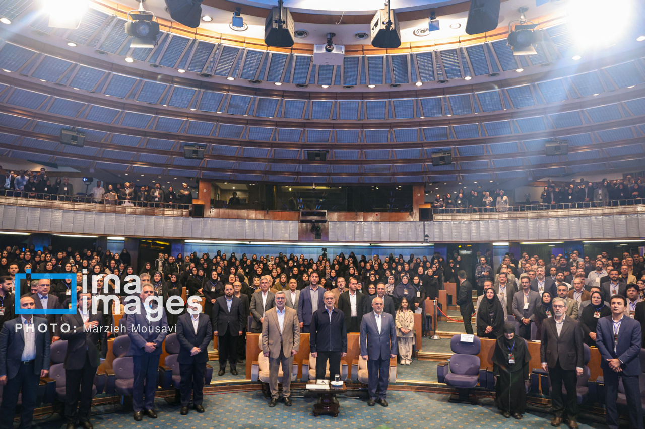 بزرگداشت مقام پرستار با حضور رئیس جمهور