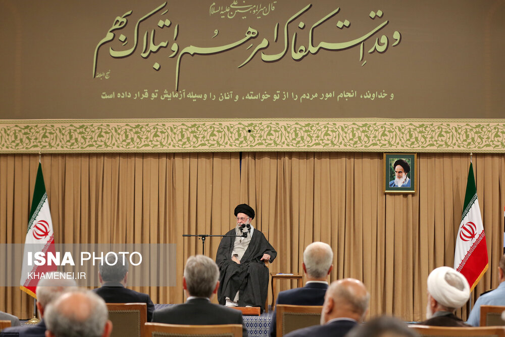 دیدار رئیس‌جمهور و اعضای هیئت دولت با رهبر انقلاب