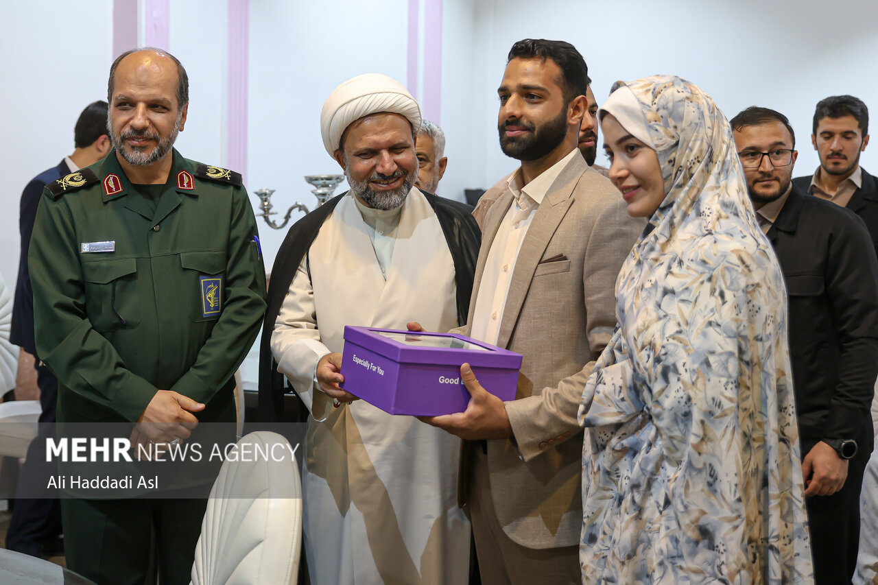 جشن ازدواج دانشجویی