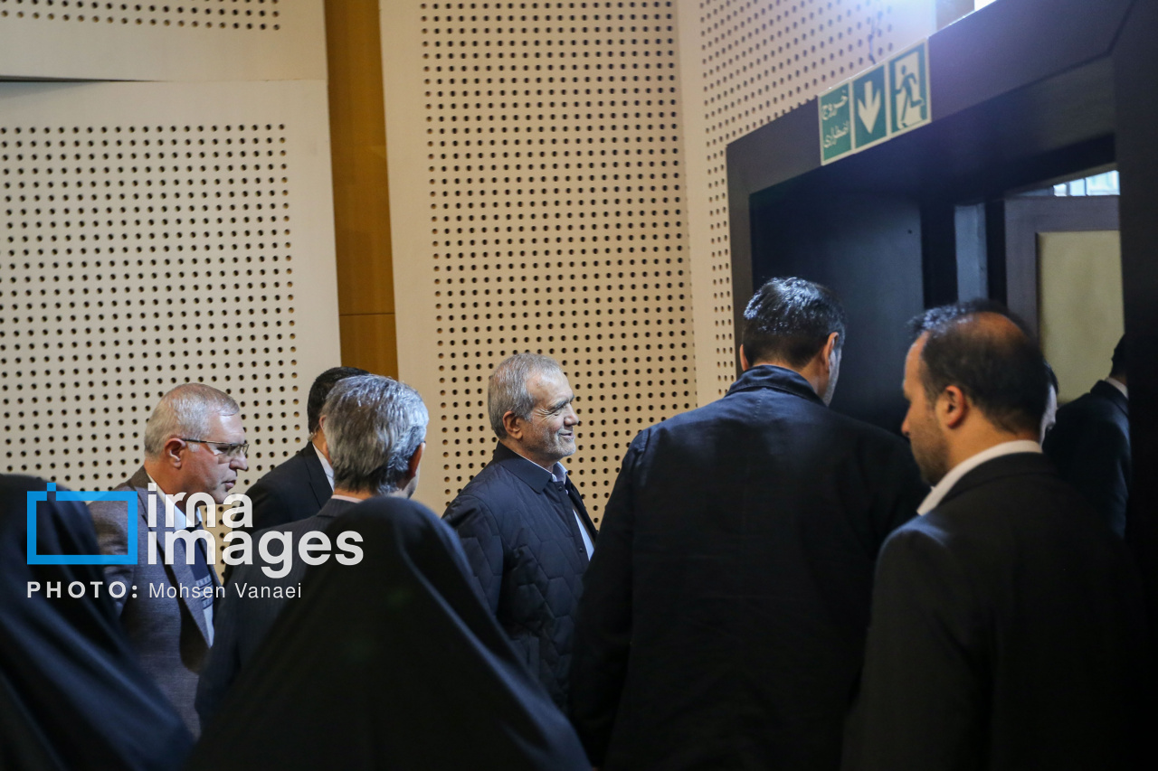 امضای قراردادهای میدان گازی مشترک پارس جنوبی