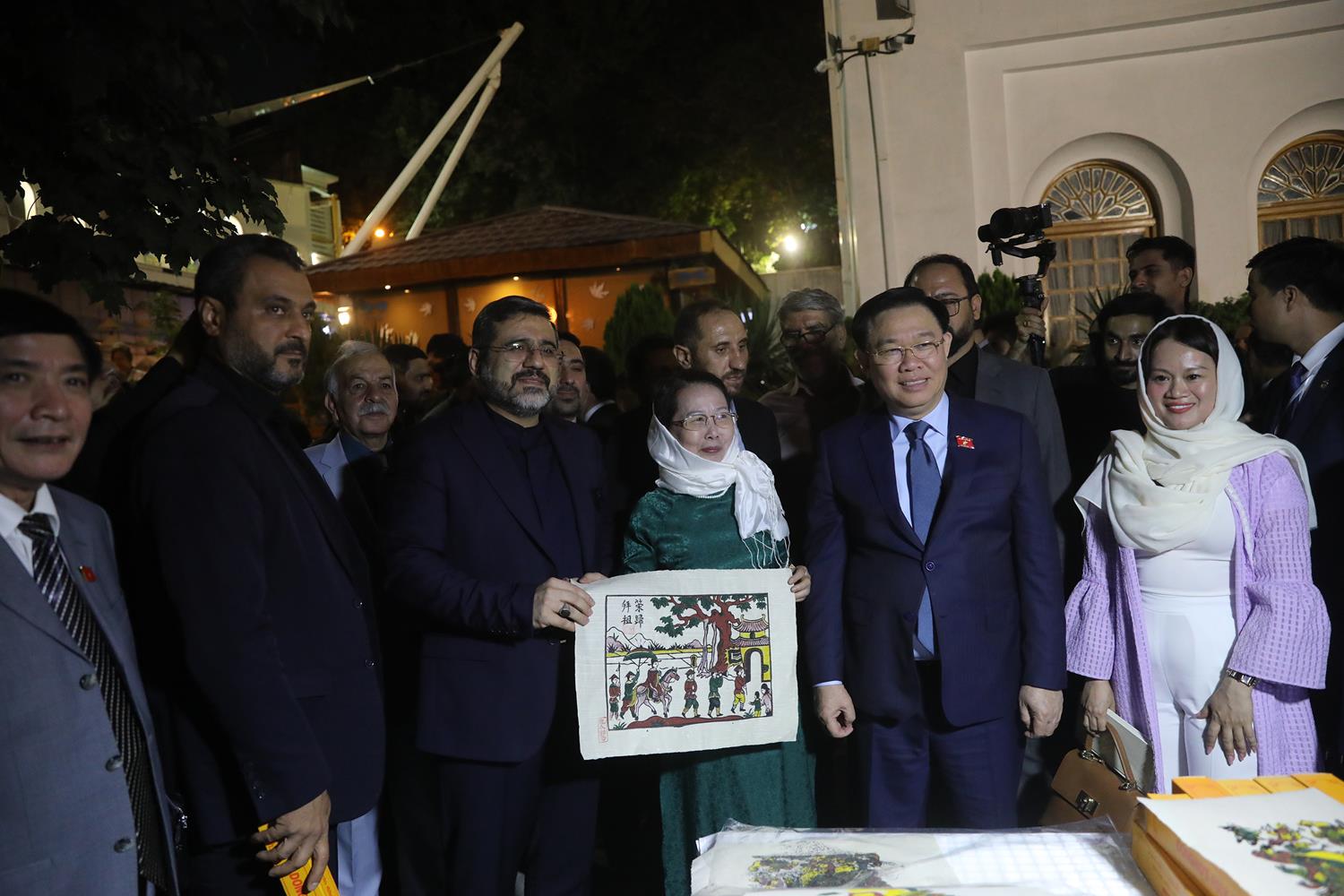 بازدید رئیس مجلس ویتنام