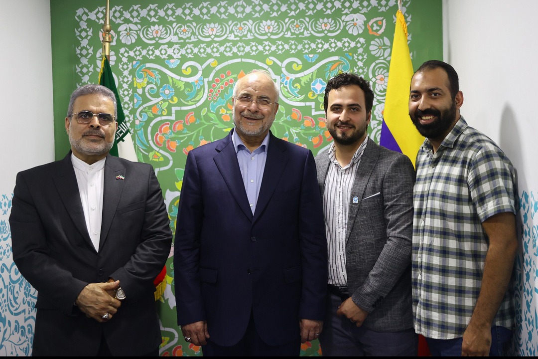 بازدید قالیباف از نمایشگاه دستاوردهای فن آوری جمهوری اسلامی در کاراکاس