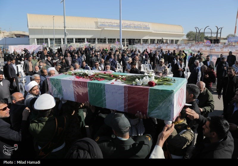 مراسم تشییع پیکر شهید گمنام در فرودگاه اهواز