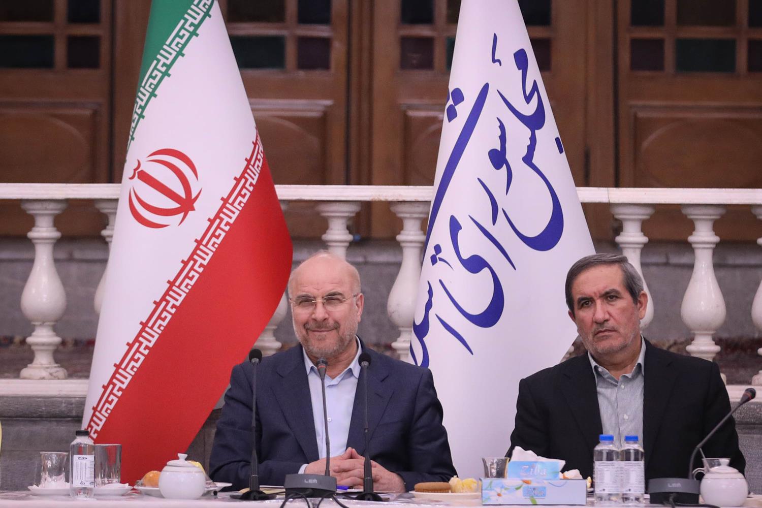 دیدار شورایاران محلات تهران با قالیباف