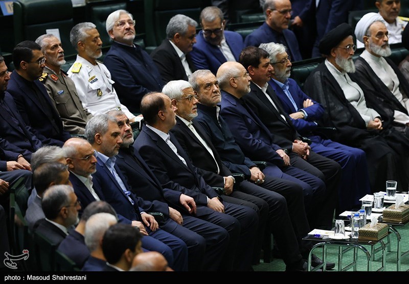 مراسم بزرگداشت شهدای خدمت در مجلس