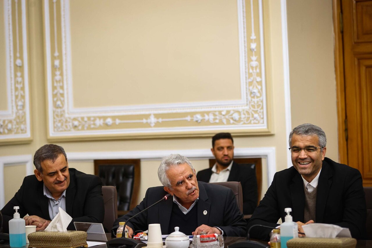 دیدار وزیر علوم و روسای دانشگاه های سراسر کشور با قالیباف