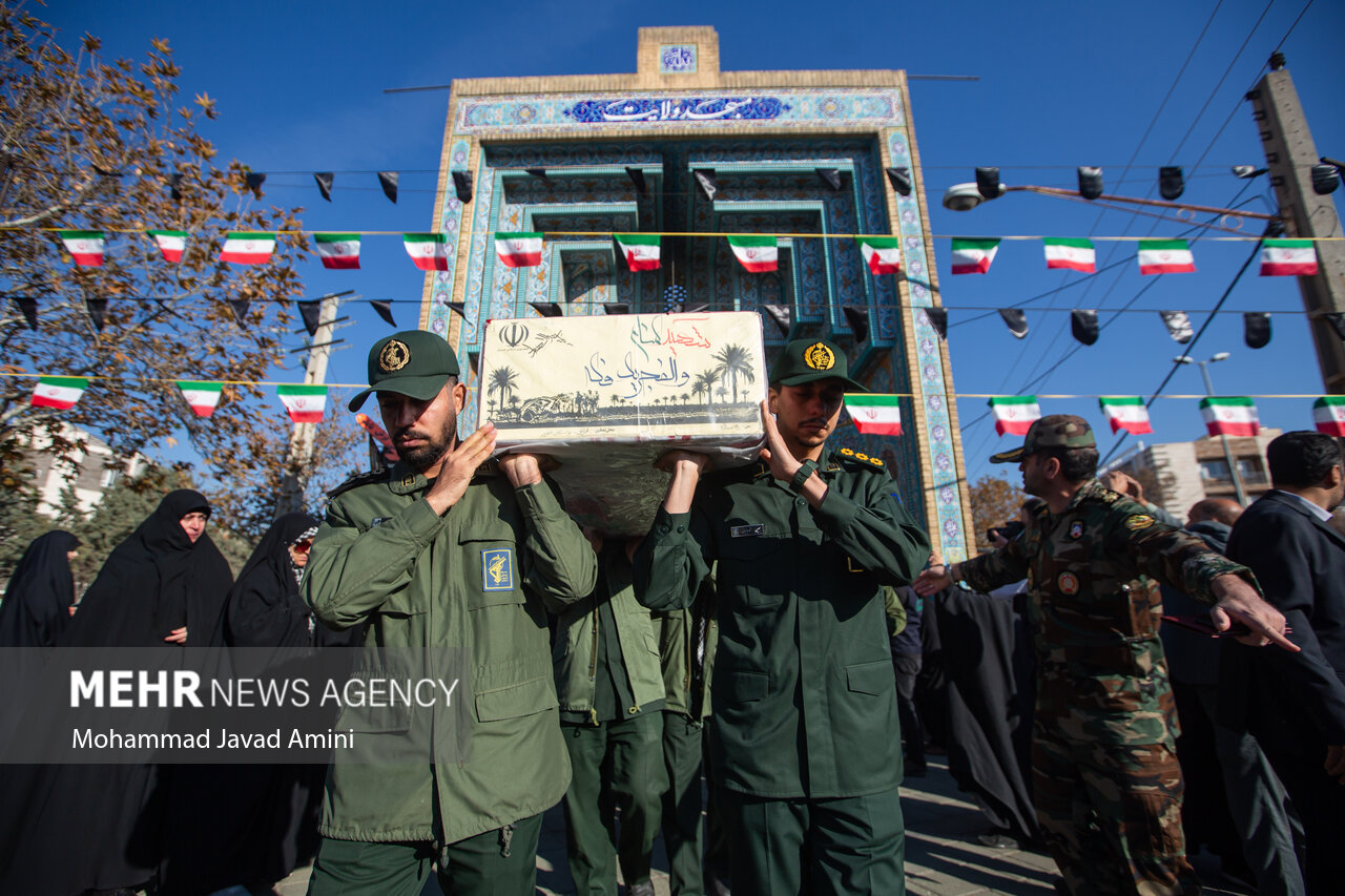 تشییع پیکر مطهر ۳۰۰ شهید گمنام دفاع مقدس در سراسر کشور