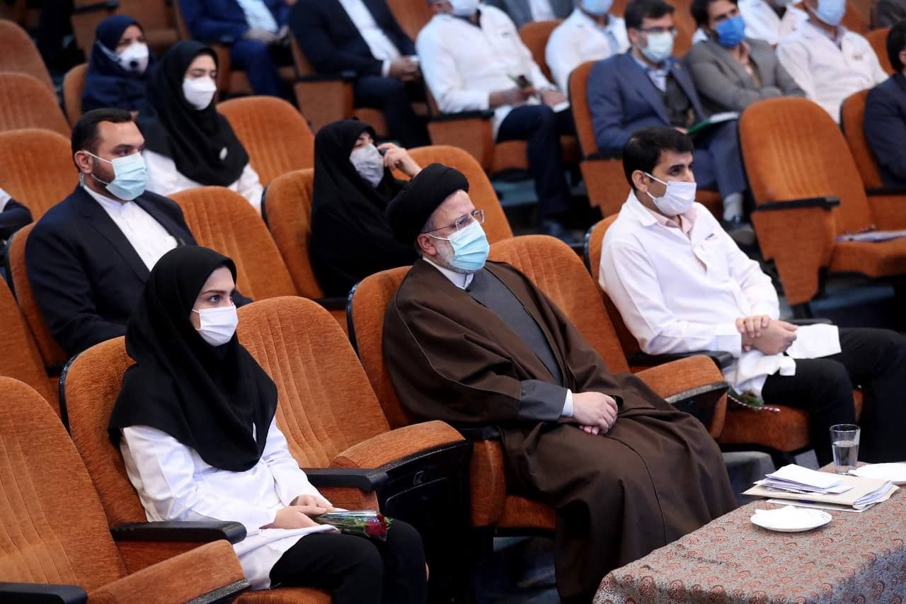 رئیسی در بیمارستان شهید رحیمی خرم آباد