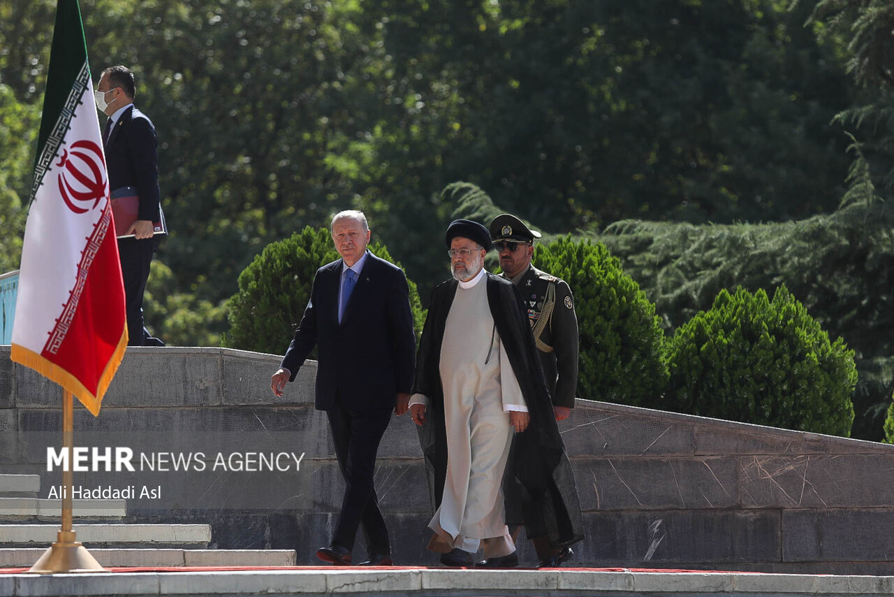 مراسم استقبال رسمی رئیسی از اردوغان 