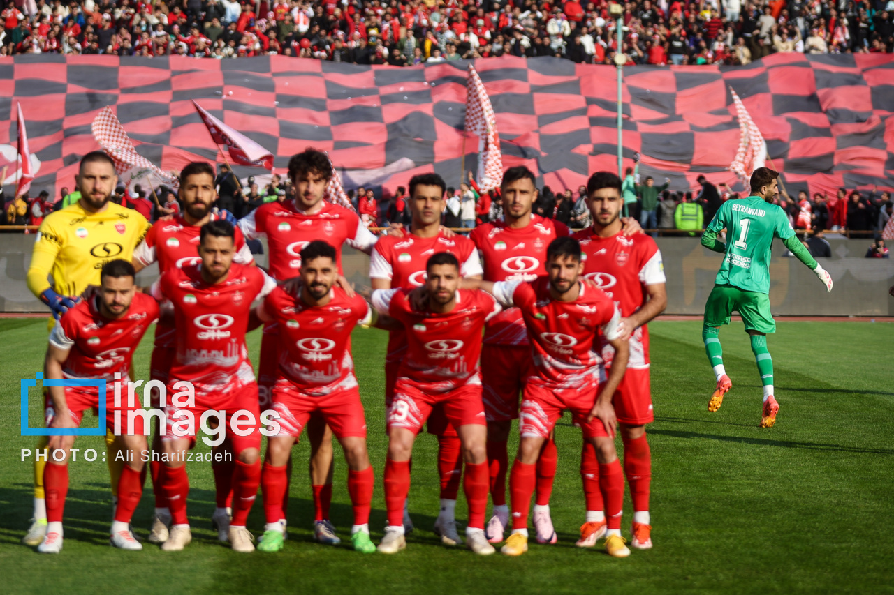 لیگ برتر فوتبال - پرسپولیس و تراکتور
